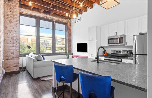 Downtown St. Louis Apartamento | Spacious Riverfront Loft, Steps to Gateway Arch & Dining, 201