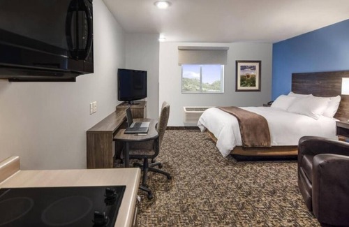 Marion Hotel | Spacious Room Perfect for Comfort Stays w/ Modern Kitchen + Relaxing Ambiance