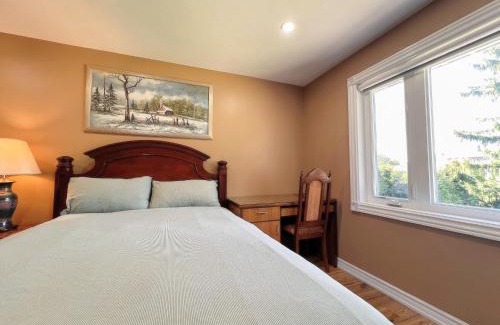 Concord Casa | Spacious Rooms with Bath Near Wonderland & Vaughan Mills Mall