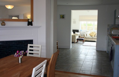 Yarmouth Casa | Amplio bungalow de campo, amplias vistas rurales, duerme 2-10, 4 dormitorios, 3 baños,