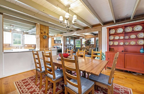 Williamsville Casa | Spacious Rural Farmhouse Getaway with Peaceful Views