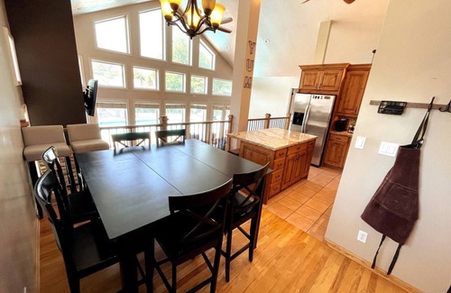 South Salt Lake Casa | Spacious Salt Lake Retreat with 3 Bed, 3 Bath, Private Pool, Garage Parking +