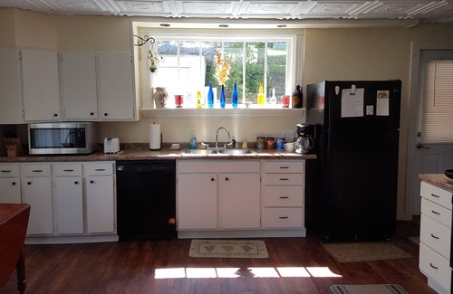 Watkins Glen Apartamento | Amplio santuario en el corazón de Fingerlakes Wine Country