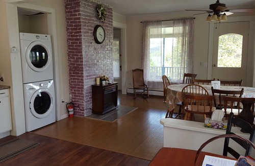 Watkins Glen Apartamento | Amplio santuario en el corazón de Fingerlakes Wine Country