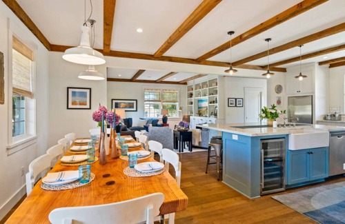 Santa Rosa Apartamento | Spacious Santa Rosa Retreat - Outdoor Kitchen, Pool, Spa