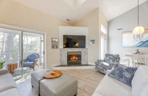 Bethany Beach Apartamento | Spacious Sea Colony Condo with Pool Access!
