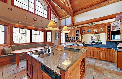 Highland Meadows Casa | Aislado Espacioso Casa de lujo - A 10 minutos de la montaña de Vail