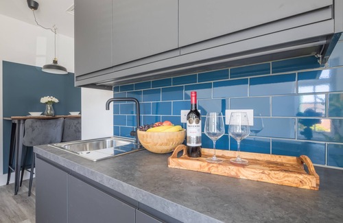 Wolverton Apartamento | Moderno-Estudio-Baño privado con ducha