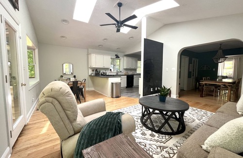 Boonsboro Casa | Spacious & Serene w/ Hot Tub in Desirable Location