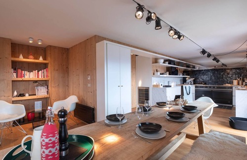 Bisanne 1500 Apartamento | Dúplex espacioso a pie de pistas con vistas impresionantes