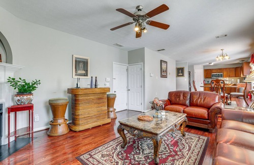 Snellville Casa | Spacious Snellville Home: 28 Mi to Atlanta!
