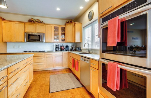 Northeast South Bend Casa | Spacious South Bend Home - Walk to Notre Dame!