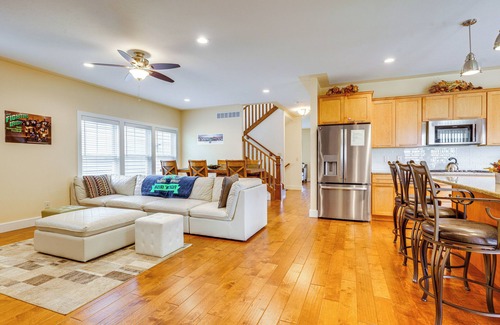 Northeast South Bend Casa | Spacious South Bend Home - Walk to Notre Dame!