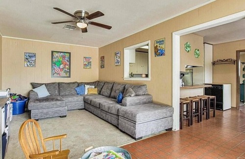 Brent Casa | Spacious Split Level Home near the Pensacola I-10 Highway