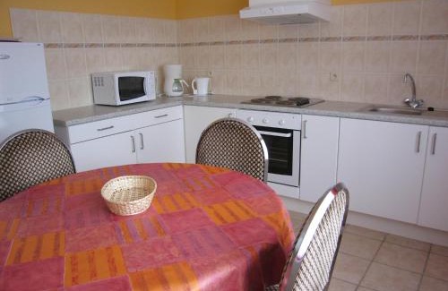 Ondenval Casa | Spacious Stay with Terrace