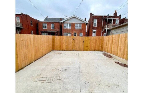 Tower Grove East Casa | Spacious STL Sleepaway-5BR/8beds