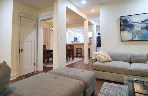 Tower Grove East Casa | Spacious STL Sleepaway-5BR/8beds