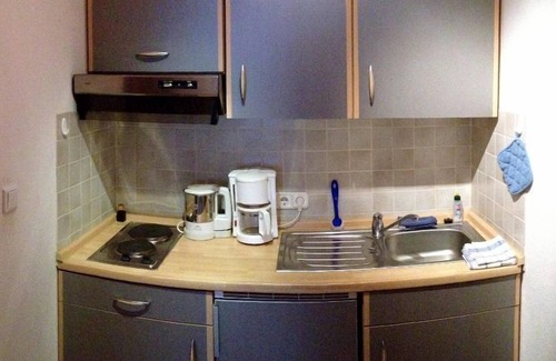 Zueschen Apartamento | Amplio estudio con cocina y dos camas individuales, cerca del Snow World Züschen