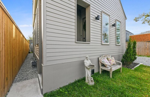 Faubourg Livaudais Apartamento | Spacious Studio 3 Blocks Off St. Charles Avenue