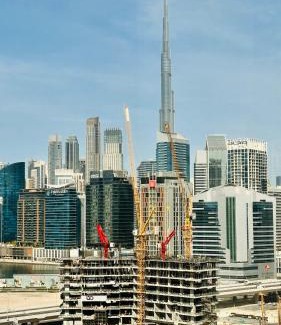 Business Bay Casa | Spacious Studio Apartment Canal View Business Bay by Belvilla