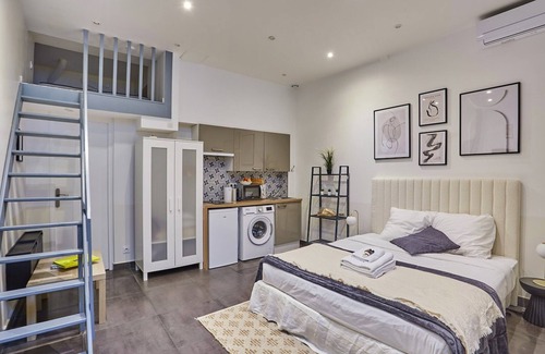 Epinettes Apartamento | Spacious Studio Center of Paris/montmartre