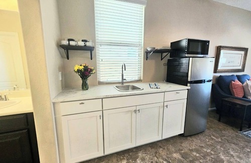 Providence Apartamento | Spacious studio in fabulous Las Vegas with WiFi, AC