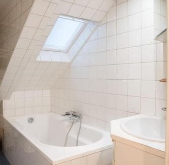 Strasbourg -Saint-Denis Apartamento | Spacious studio in Paris Hyper Center - Smart TV & WIFI - 4P
