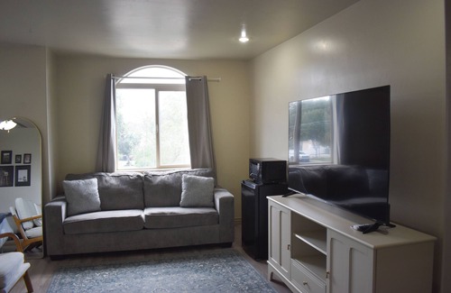 Orem Apartamento | Spacious Studio Retreat I Century