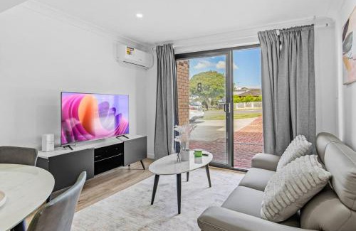 Sunnybank Casa | Spacious Studio Twin Q Beds Sleep 4 Budget Friendly