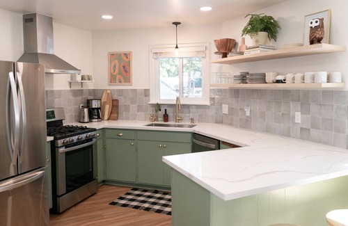 Strawberry Casa | Spacious, Stylish Cabin by Dodge Ridge & SnowPark!