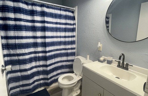 Lafayette Casa | Spacious suburb home close to lots of restaurants, Downtown, and Purdue!