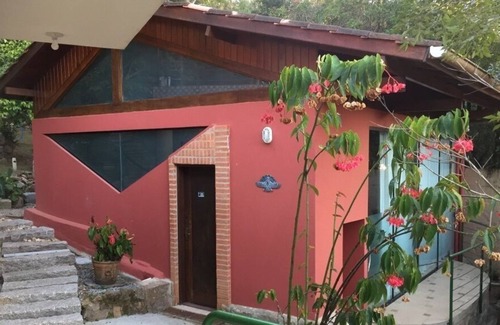 Sambaqui Apartamento | Spacious Suite between the green and the sea