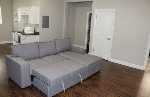 Kamloops Casa | Spacious Suite