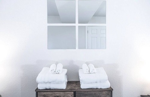 Twin Lakes Apartamento | Spacious suite near Denver's best neighborhoods!