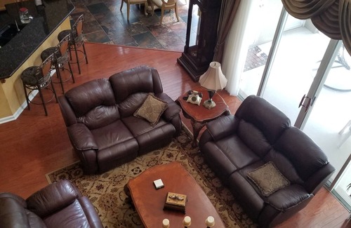 Southside Casa | SPACIOUS SUITE: PEACEFUL, CLEAN & NICE DECORD