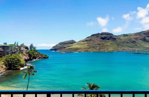 Lihue Hotel | Spacious Suite w/ Private Lanai | Beachfront Retreat w/ Airport Shuttle