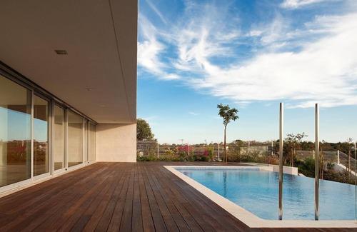 Penina Villa | Amplia villa al atardecer con vistas impresionantes