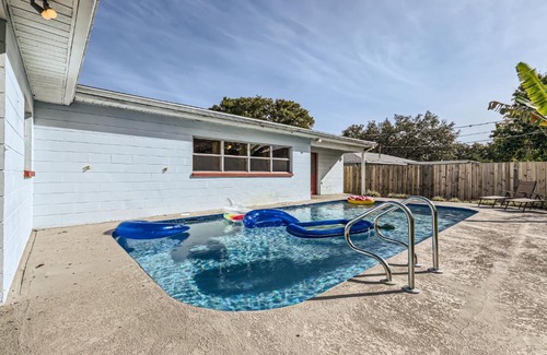 Forest Hills Casa | Spacious Tampa Haven - Games - Pool - 7-15 min From ALL