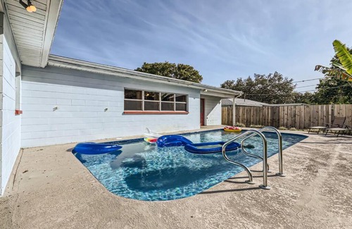 Forest Hills Casa | Spacious Tampa Haven - Games - Pool - 7-15 min From ALL