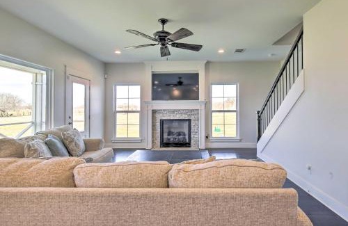 Yorktown Casa | Spacious Texas Getaway with Fire Pit and Pond!