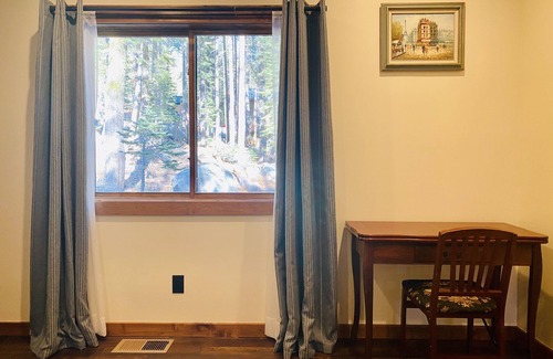 Soda Springs Casa | Spacious Three-level Home near Sugarbowl