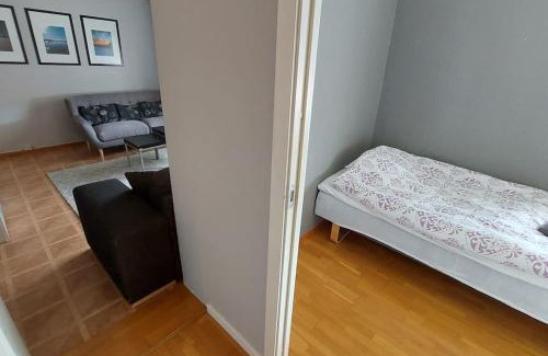 Lulea Apartamento | Spacious three room apartment with a large kitchen and bathroom