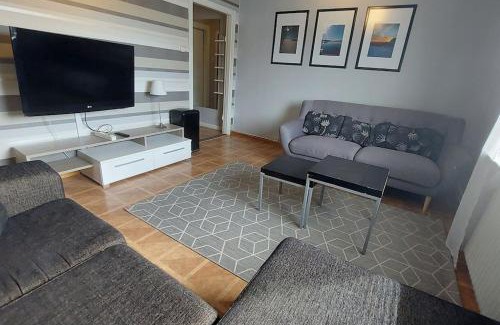 Lulea Apartamento | Spacious three room apartment with a large kitchen and bathroom
