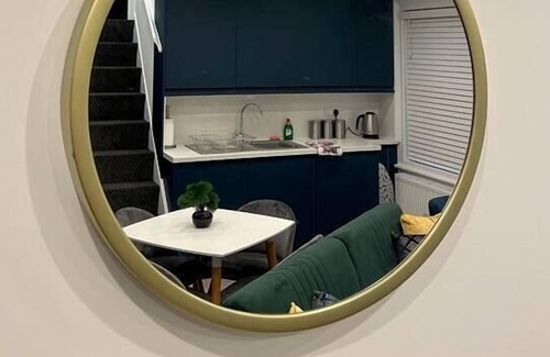 Huntingdon Apartamento | Spacious Town Centre Apartment