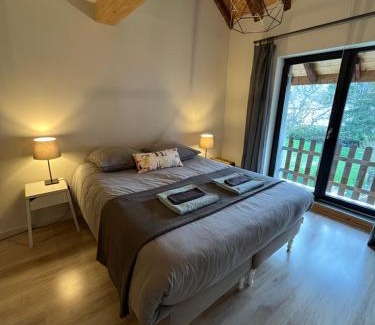 Le Bourg-d'Oisans Casa | Spacious town house in the center of le Bourg d'Oisans