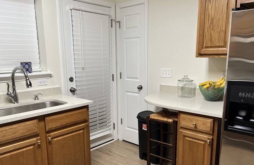 North Charleston Casa | Spacious townhome - quiet location surround by wooded area