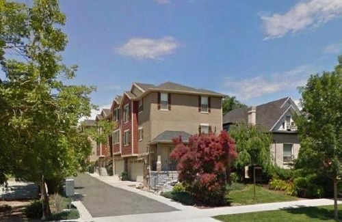 Central City Casa | Spacious Townhome Near Downtown