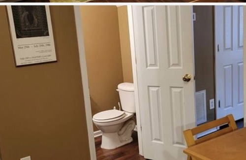 Winston - Salem Casa | Spacious townhouse in recreational, quiet area