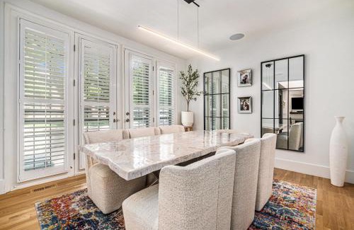Cherry Creek Casa | Spacious Townhouse W Sauna, Gym & Yard