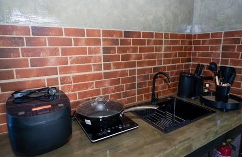 Lucena Apartamento | Spacious Twinbeds room/Casakarina-Lucena City